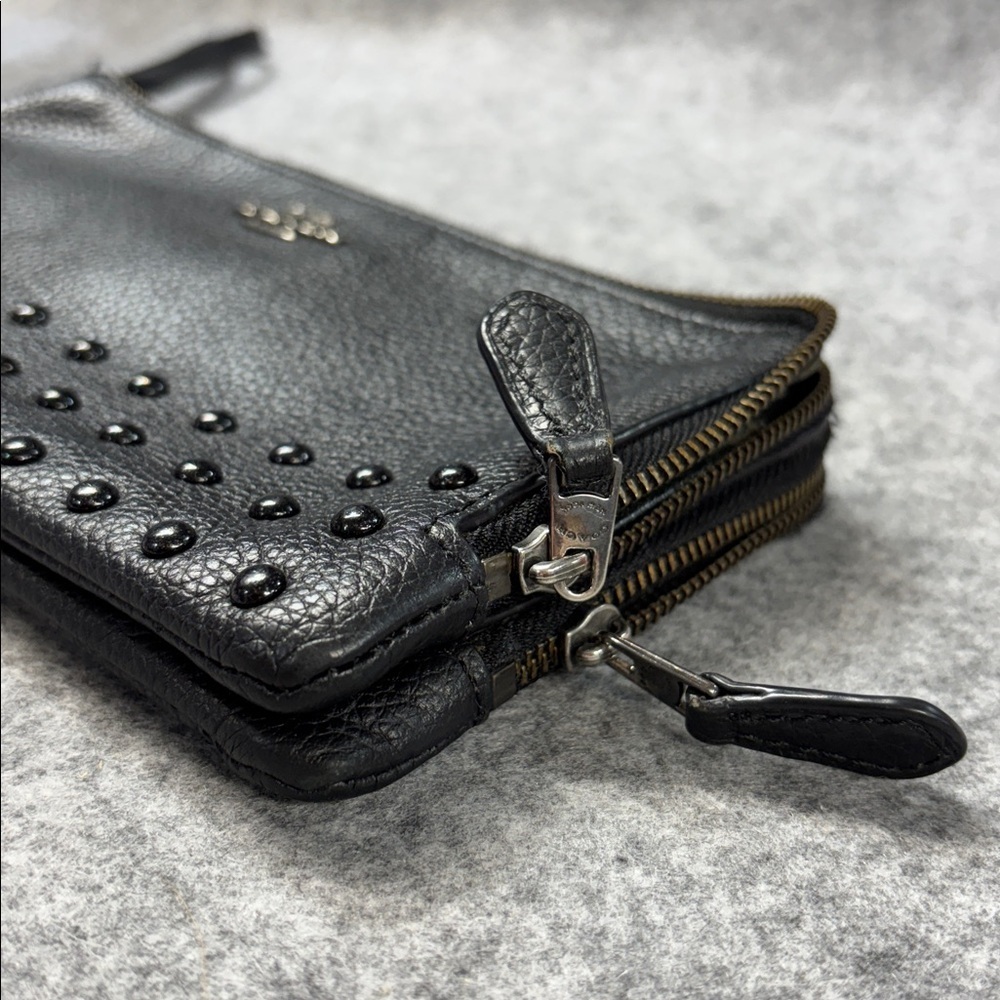 Coach Black Pebbled Leather Lacquer Rivets Double
Zip Pebble Leather wristlet - Picture 14 of 14
